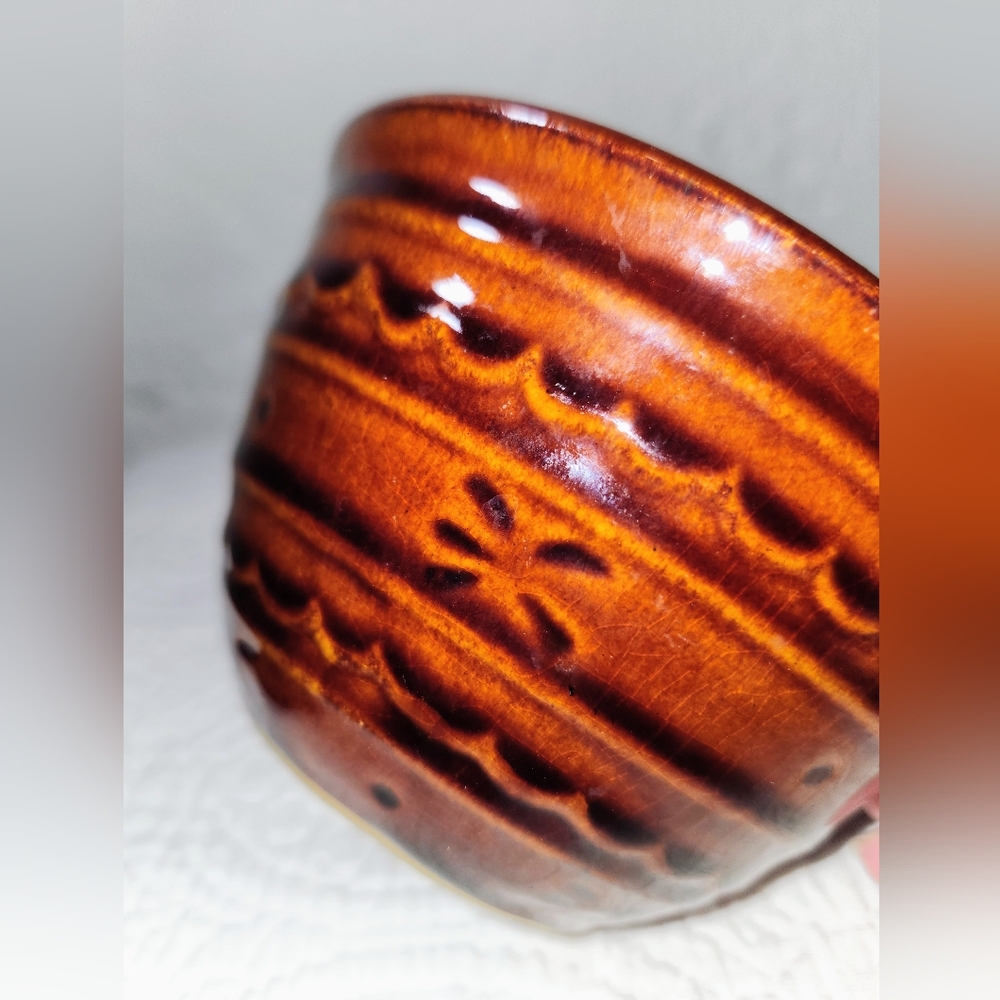 Marcrest Daisy,  Colorado Brown Nesting Bowl.  Vintage 5"